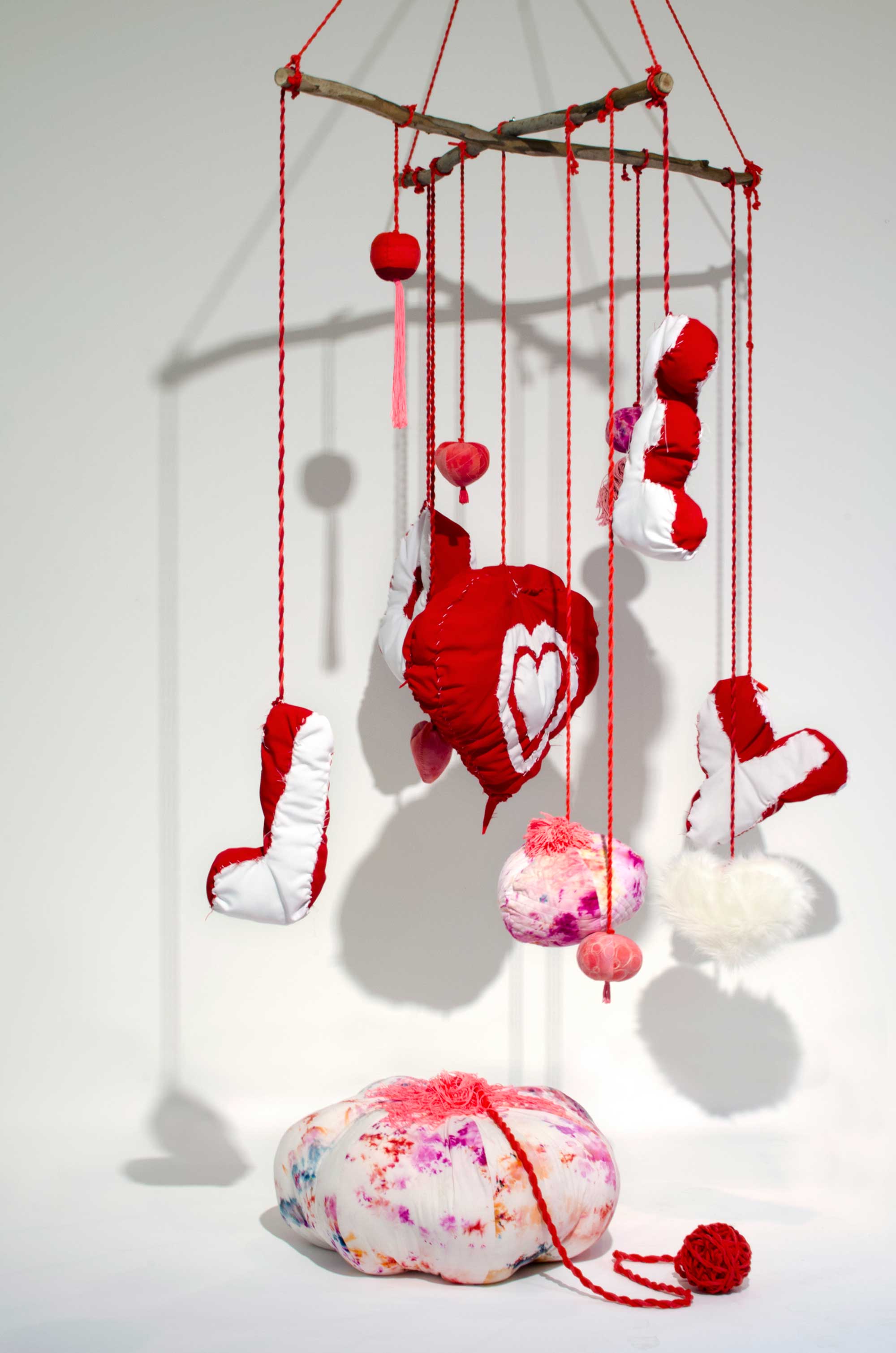'Love Mobile' 2020, Mark Smith and Dell Stewart, ice-dyed cotton, polyester fill and trims, cotton rope, dimensions variable. Photo: courtesy of Tamworth Regional Gallery.